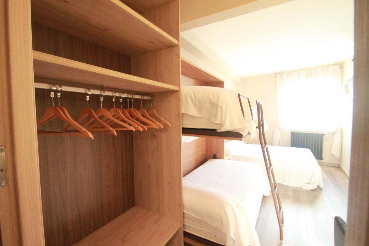 Hotel, H De L'Anton Batea المظهر الخارجي الصورة